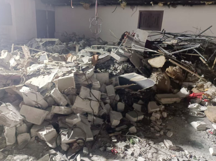 深圳拆除砸墙施工