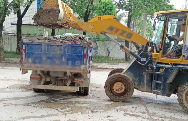 宝安区铲车挖机公司聊聊挖掘机几种常见操作小技巧